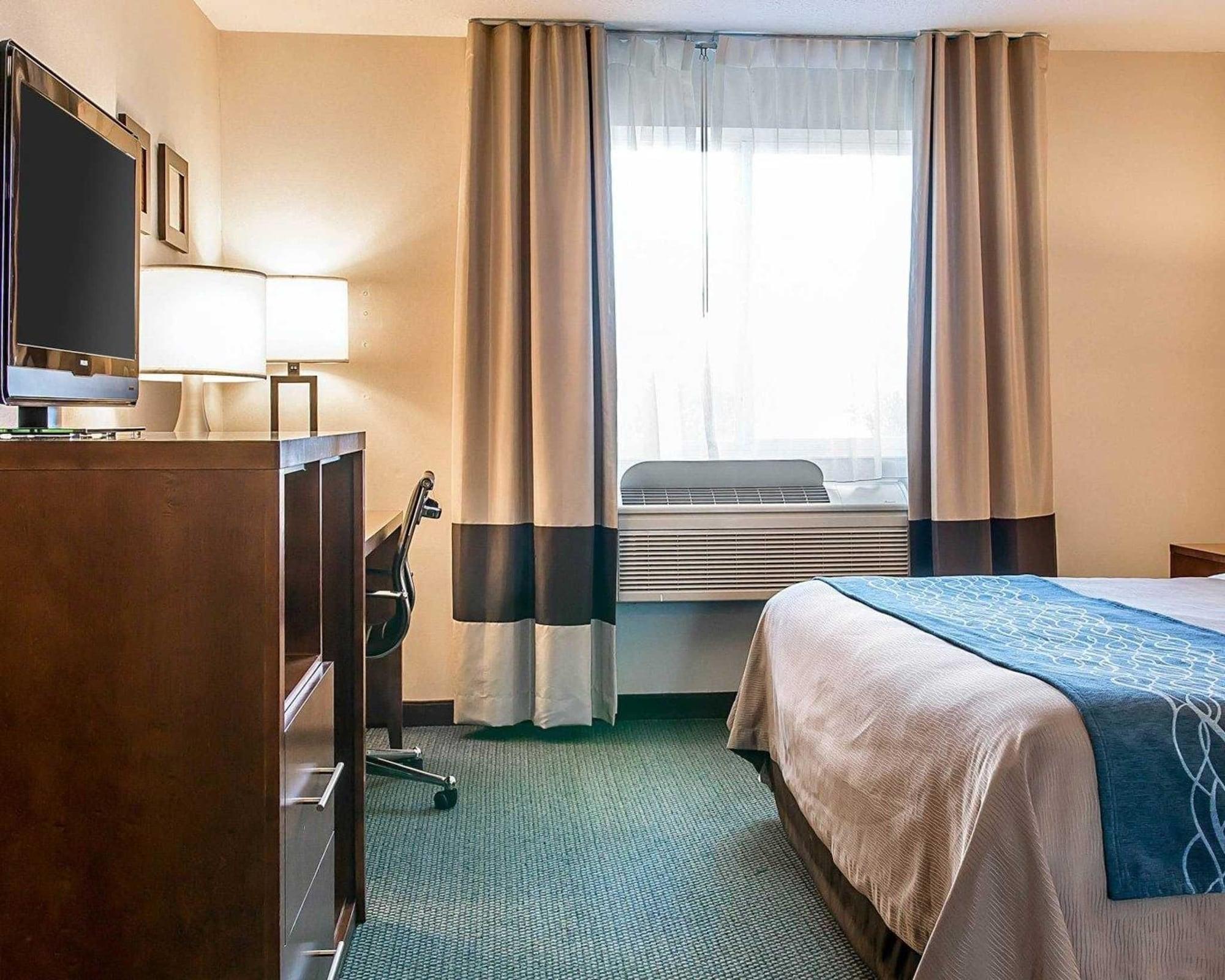 Bluffton Inn & Suites Экстерьер фото