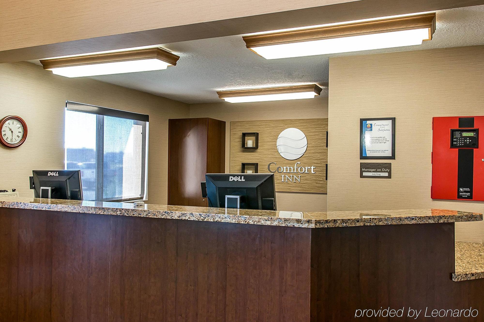 Bluffton Inn & Suites Экстерьер фото