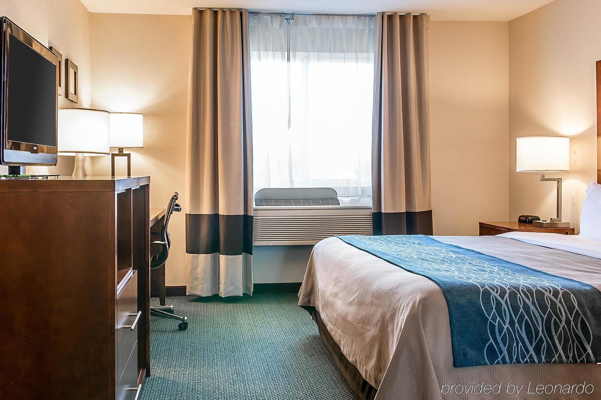 Bluffton Inn & Suites Экстерьер фото