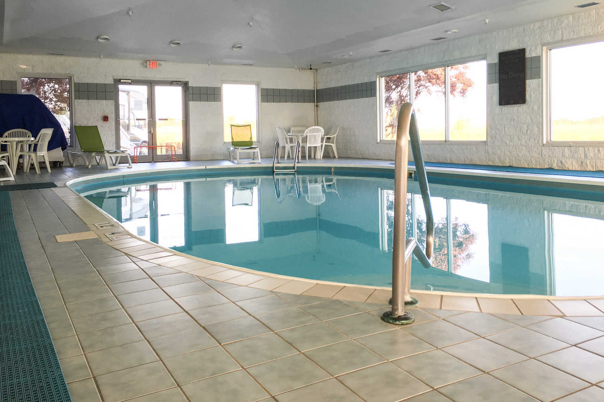 Bluffton Inn & Suites Удобства фото